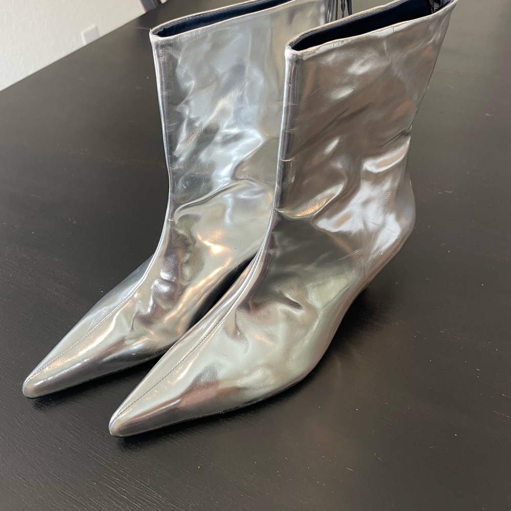 NWT Zara Metallic Silver Women's Ankle Boots with Kitten Heels Size EUR37/US 6.5